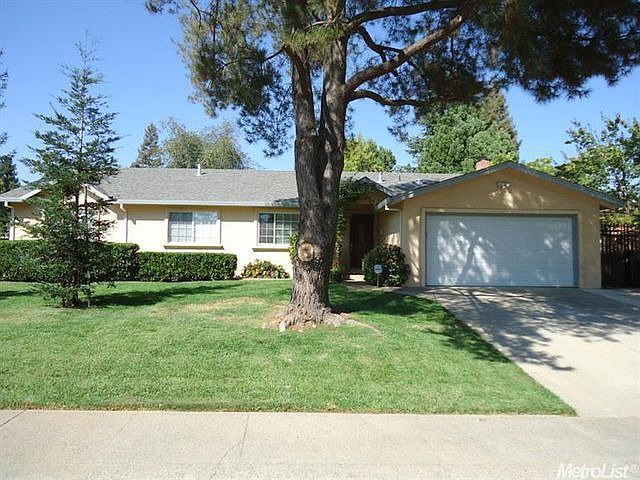 1st image of 8537 Rolling Green Way