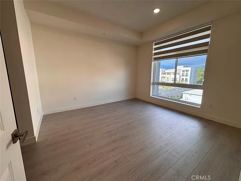 168 S Monterey St #407 — Photo 6