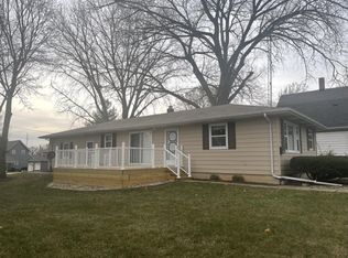 103 Stiles St, Genoa, IL 60135