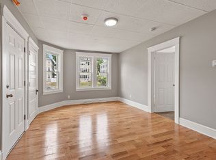 1319 Main St #1, Worcester, MA 01603