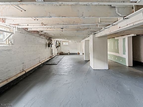 5th image of 9 Morse Ave #1