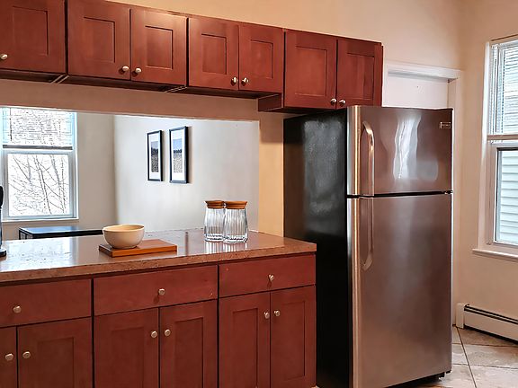 Eat-in Kitchen