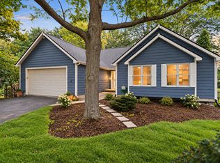 929 Alton Ct, Winthrop Harbor, IL 60096