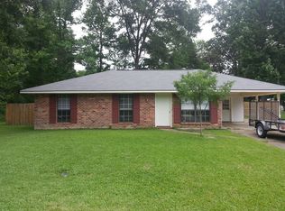 34740 Gravesbriar Dr, Denham Springs, LA 70706