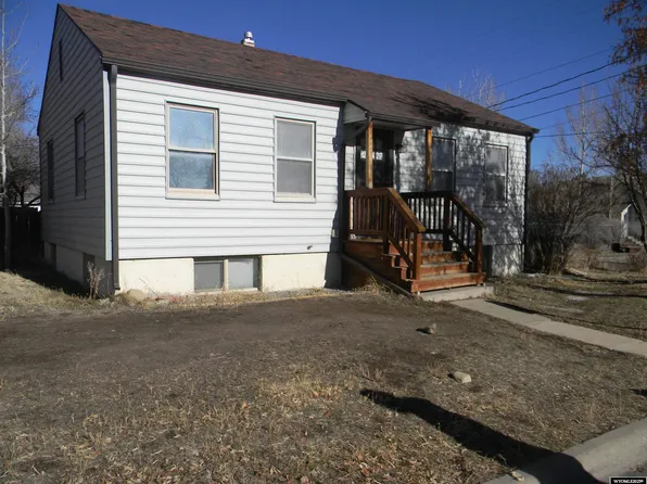 619 Elk St, Kemmerer, WY 83101
