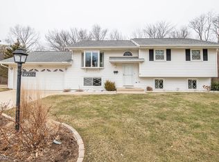 2336 W Riviera Dr, Peoria, IL 61614