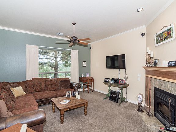 4th image of 2367 Desert Willow Dr