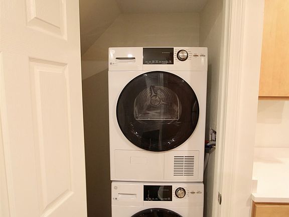 landlord_unit_photo_69435973_5