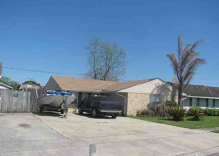 1st image of 108 Millie Dr
