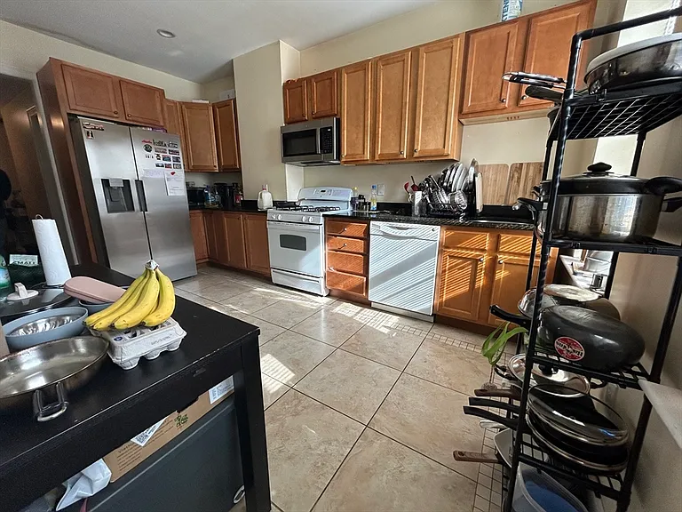 191 Boylston St #1 — Photo 2