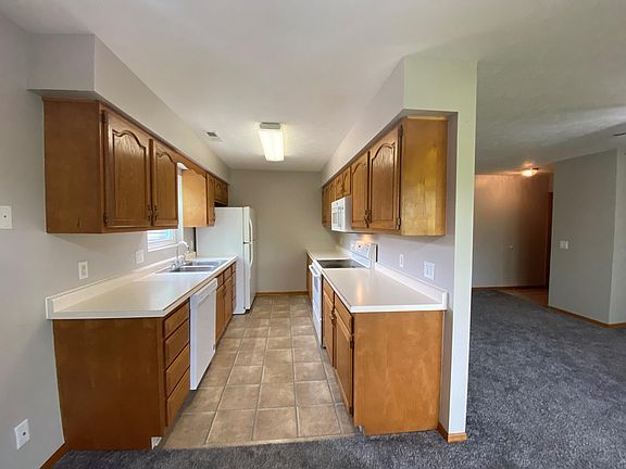 4th image of 2809 Macineery Dr APT 2301