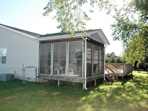 4th image of 36 Ocean Breeze Dr