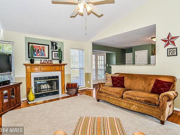 4th image of 10842 Peachwood Dr