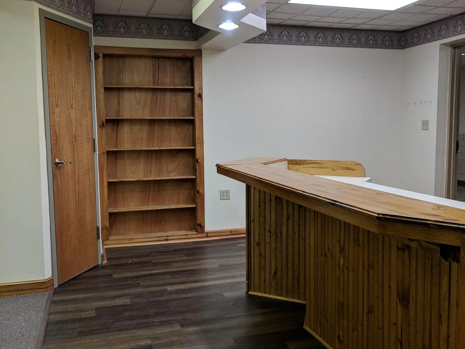 2 bed, 1.5 bath, 980 sqft, $850 — Photo 3