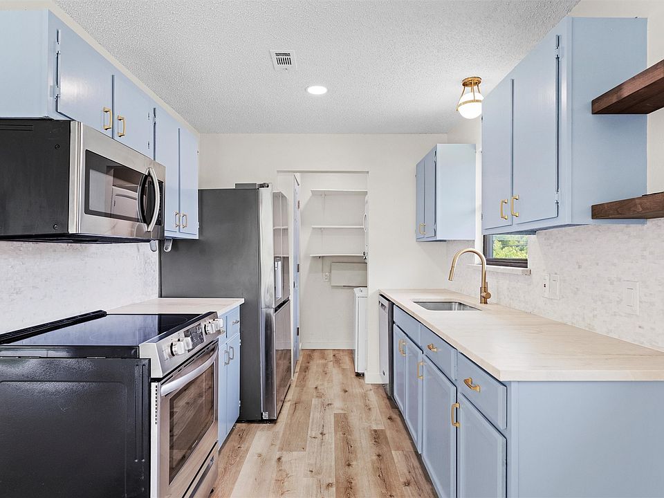 1st image of 1113 Friendship Ln