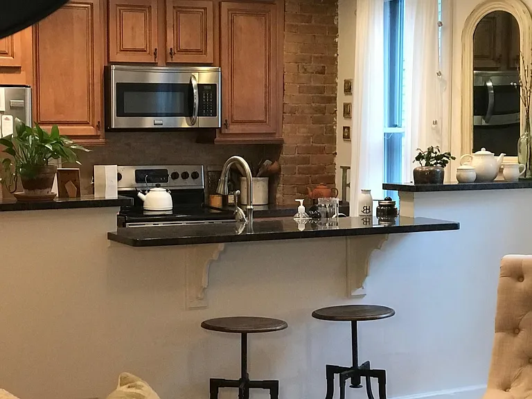 66 Caroline St #A — Photo 10