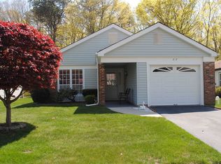 212 Belfast Ln, Ridge, NY 11961