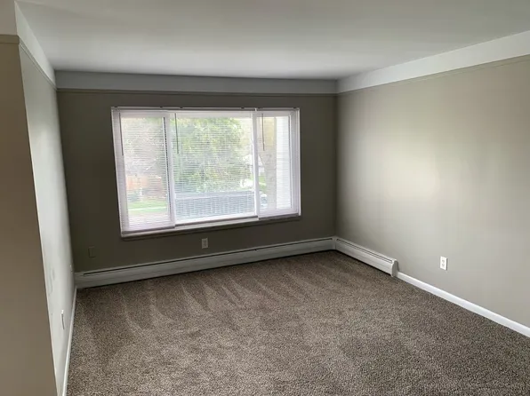 101 North Holcomb Road