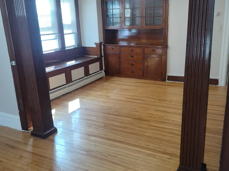 114 Sterling St #2B — Photo 4