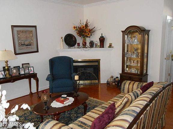 3rd image of 113 Sarvis Ct