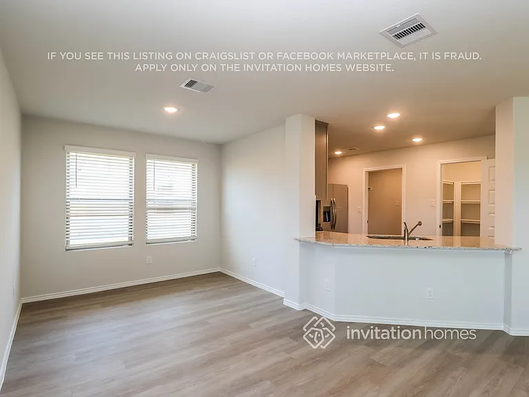 10703 Sunlit St — Photo 9