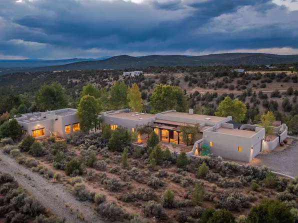 265 Hondo Seco Rd, El Prado, NM 87529