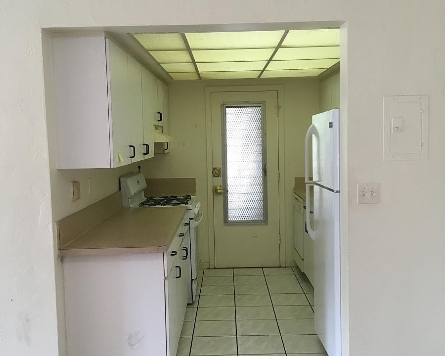 2nd image of 11950 NE 2nd Ave #110