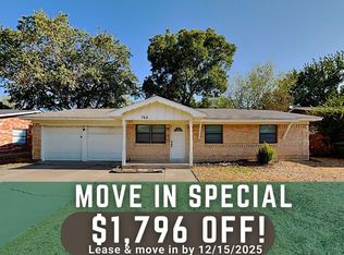 764 Oakwood Ave, Hurst, TX 76053