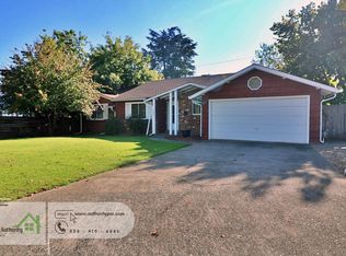 2202 Canal Dr, Redding, CA 96001