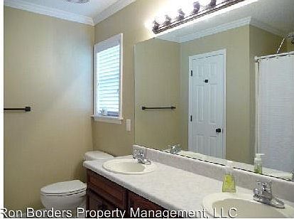 5th image of 4365 Summerlin Dr