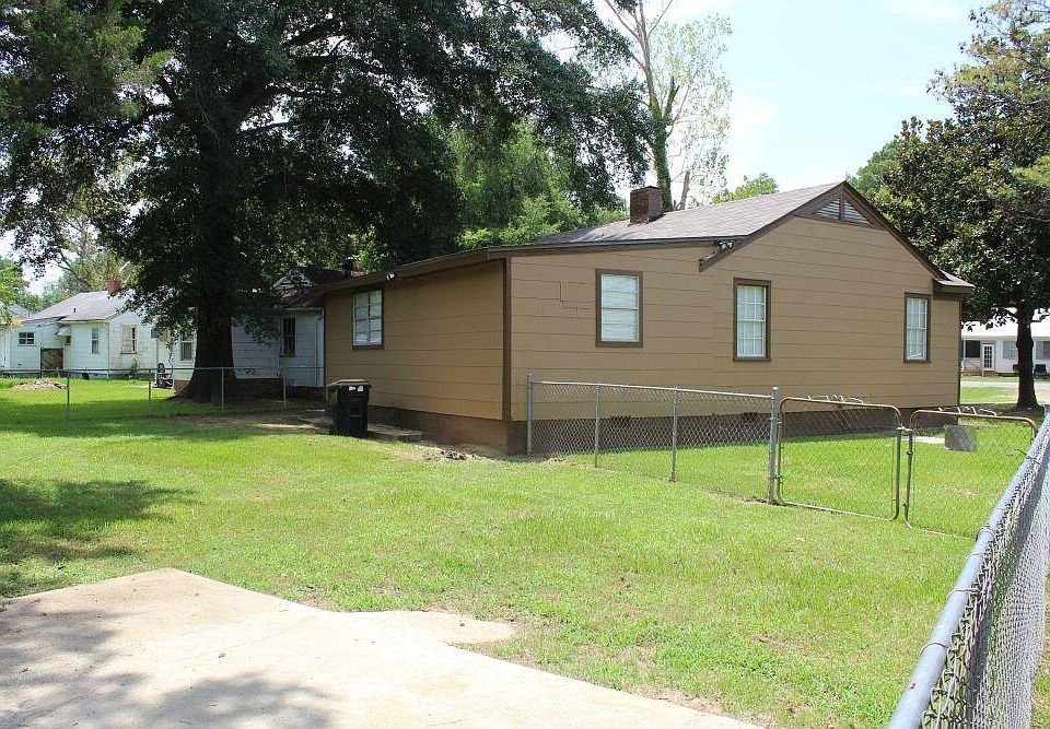 1005 Cedar Crest Dr, Demopolis, AL 36732 MLS 2356 Zillow