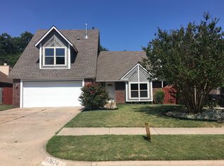 2624 Amy Ct, Moore, OK 73160