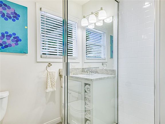 5th image of 5012 Westfield Dr