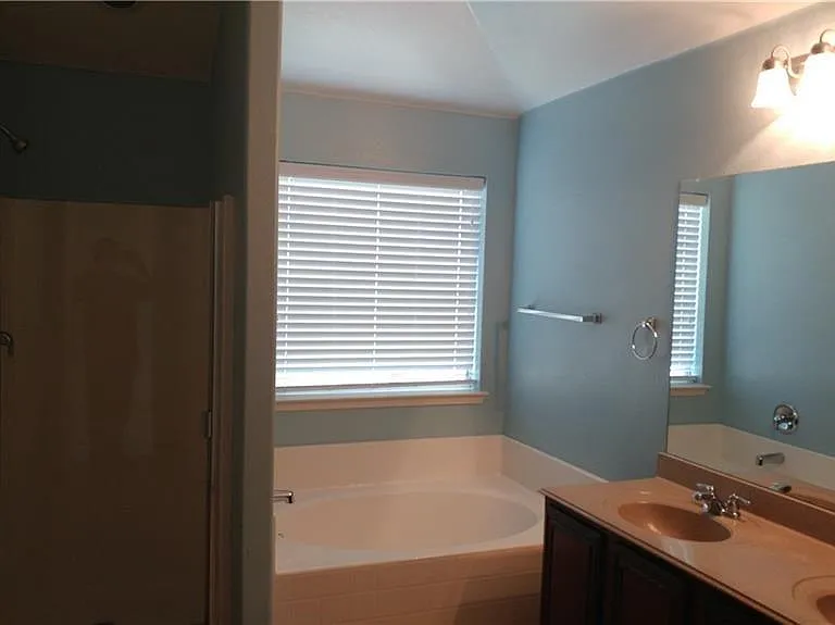 8512 Minturn Dr — Photo 17