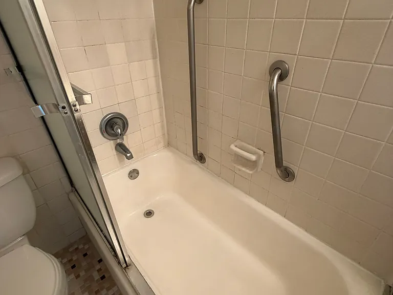 1030 E Lancaster Ave #910 — Photo 22