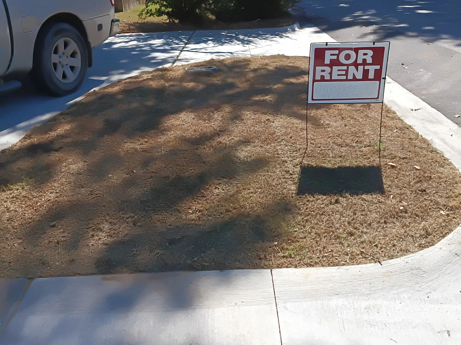 3 bed, 1014 sqft, $1,200 — Photo 3