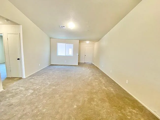 7254 E 37th Pl — Photo 2