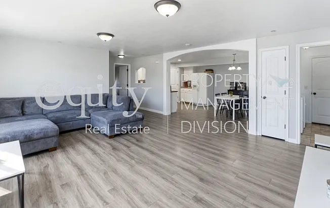 3 bed, 1213 sqft, $1,495 — Photo 3