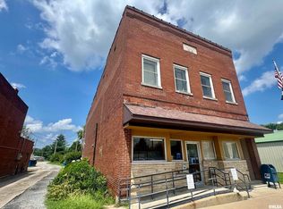 606 N Main St, Woodlawn, IL 62898