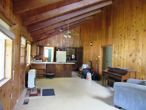3rd image of 541 Mathews Rd