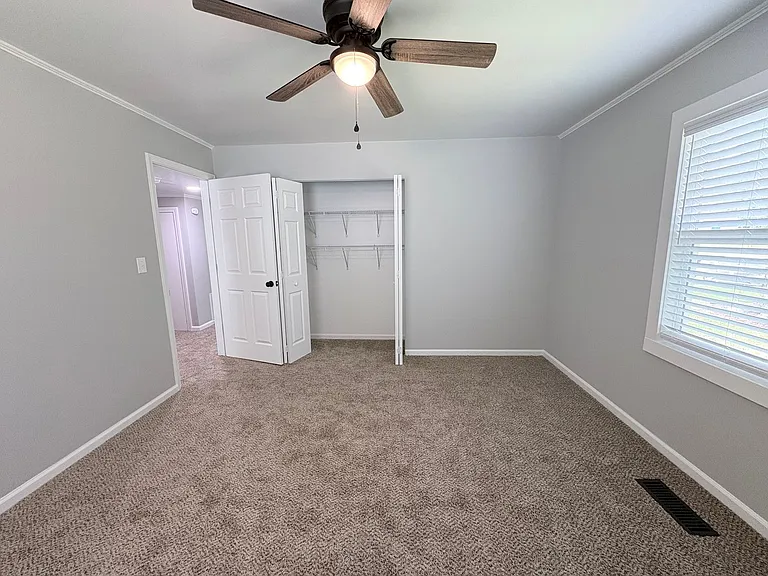 2624 Philip St — Photo 23