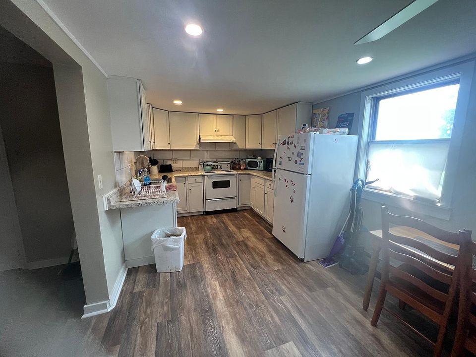 1st image of 2496 Main St APT 1N