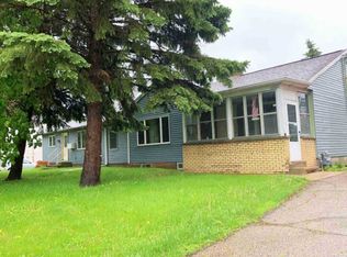 1711 Witzel Ave, Oshkosh, WI 54902