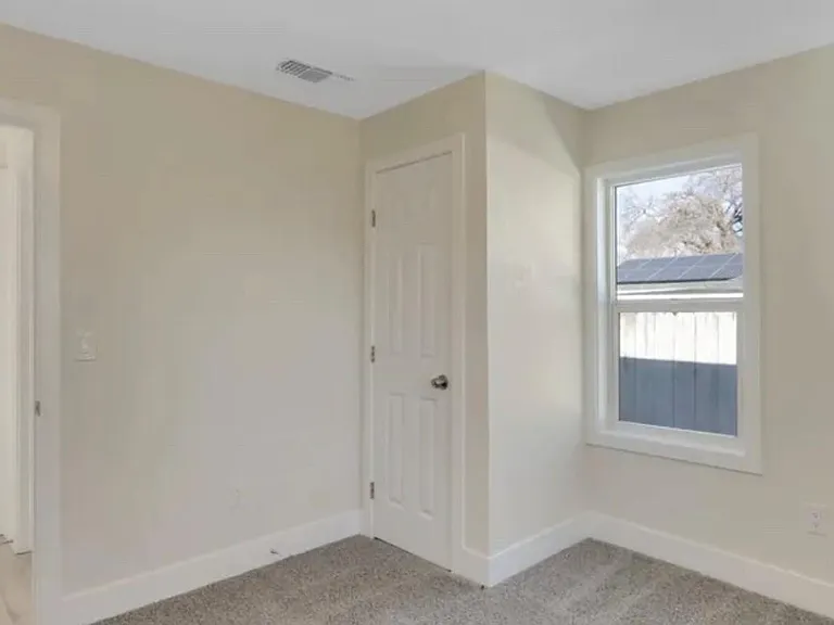 285 Del Monte Ave — Photo 10