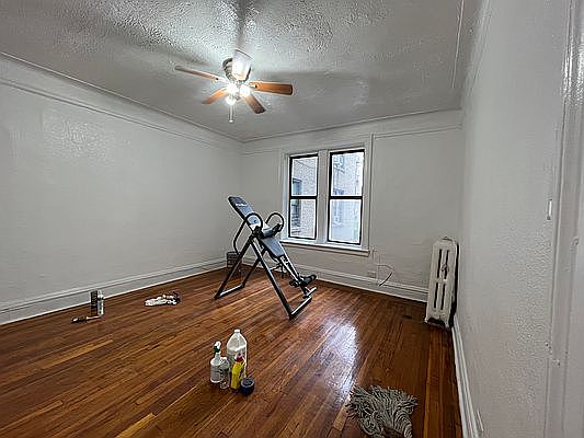 2nd image of 616 Academy St #B5