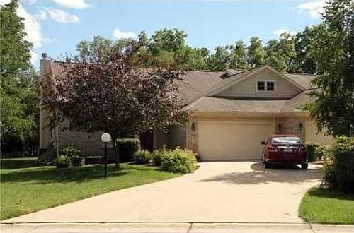 1st image of 3523 Oakmont Dr