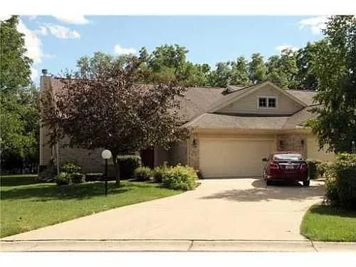 3523 Oakmont Dr photo 1