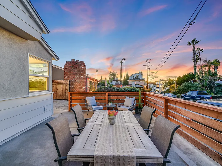 325 W Avenida Palizada — Photo 26
