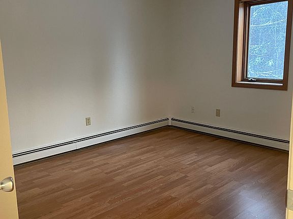 5th image of 1609 Southern Ave #B