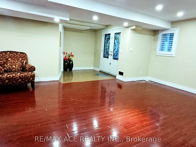 25 Fawnridge Trl #BASEMENT — Photo 8